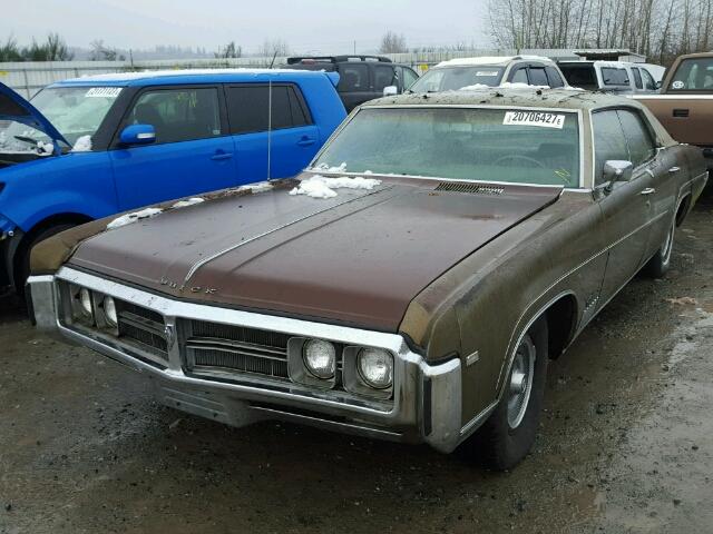 1969 Green Buick Wildcat front left view
