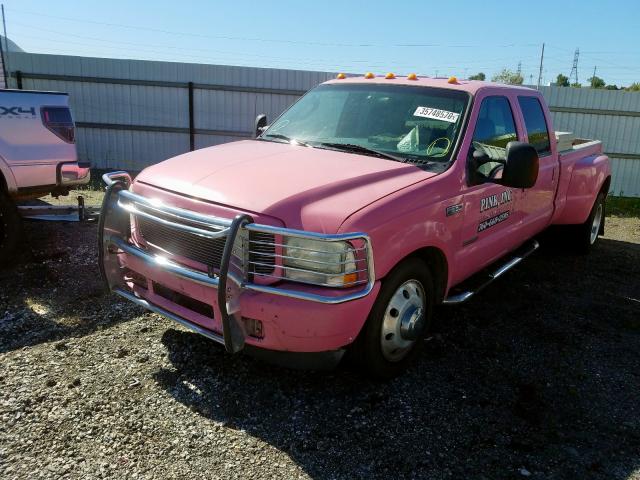 2003 Pink Ford F-350 Super Duty front left view