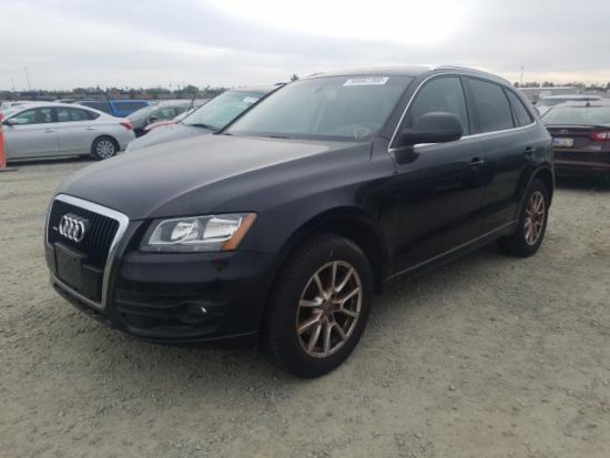 2010 Brilliant Black Audi Q5 3.2 quattro front left view